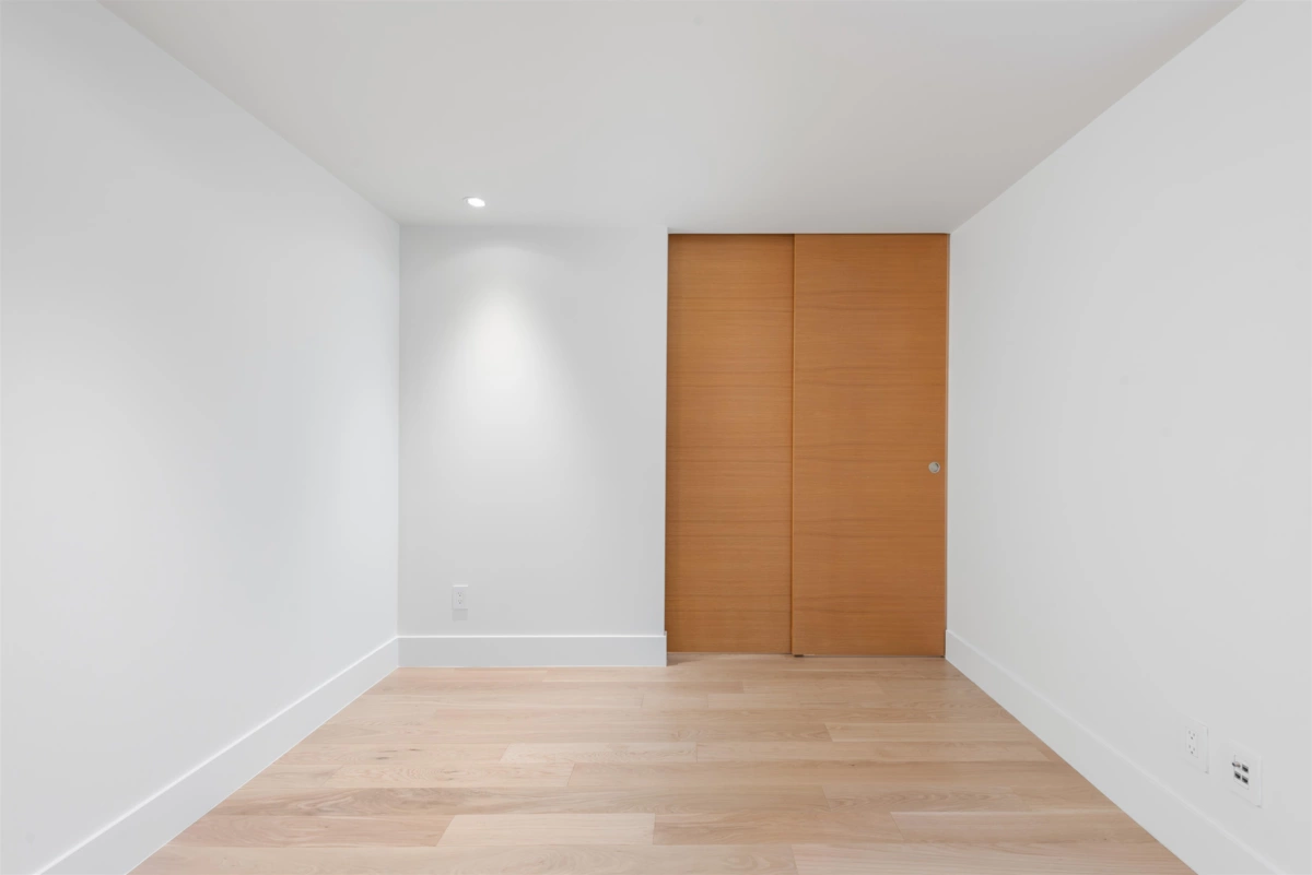 Backyard Photo of 2301 667 Howe Street, Vancouver, BC