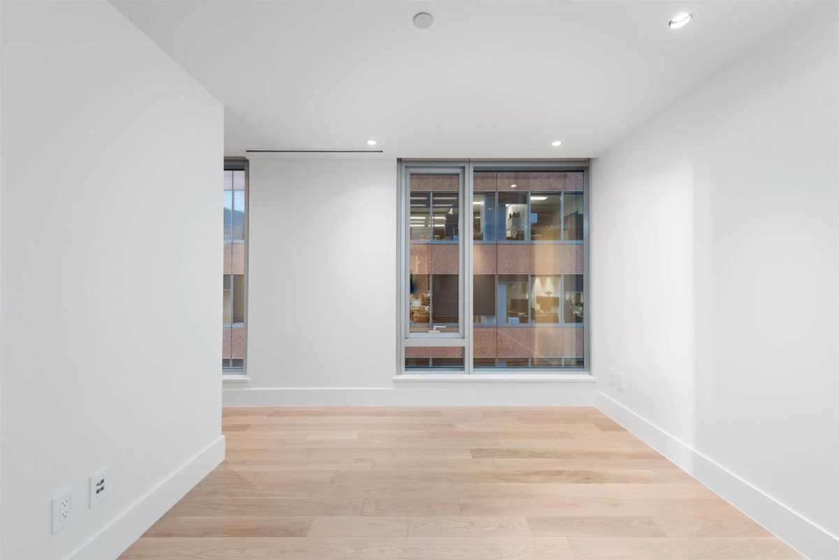 Front Yard Photo of 2301 667 Howe Street, Vancouver, BC