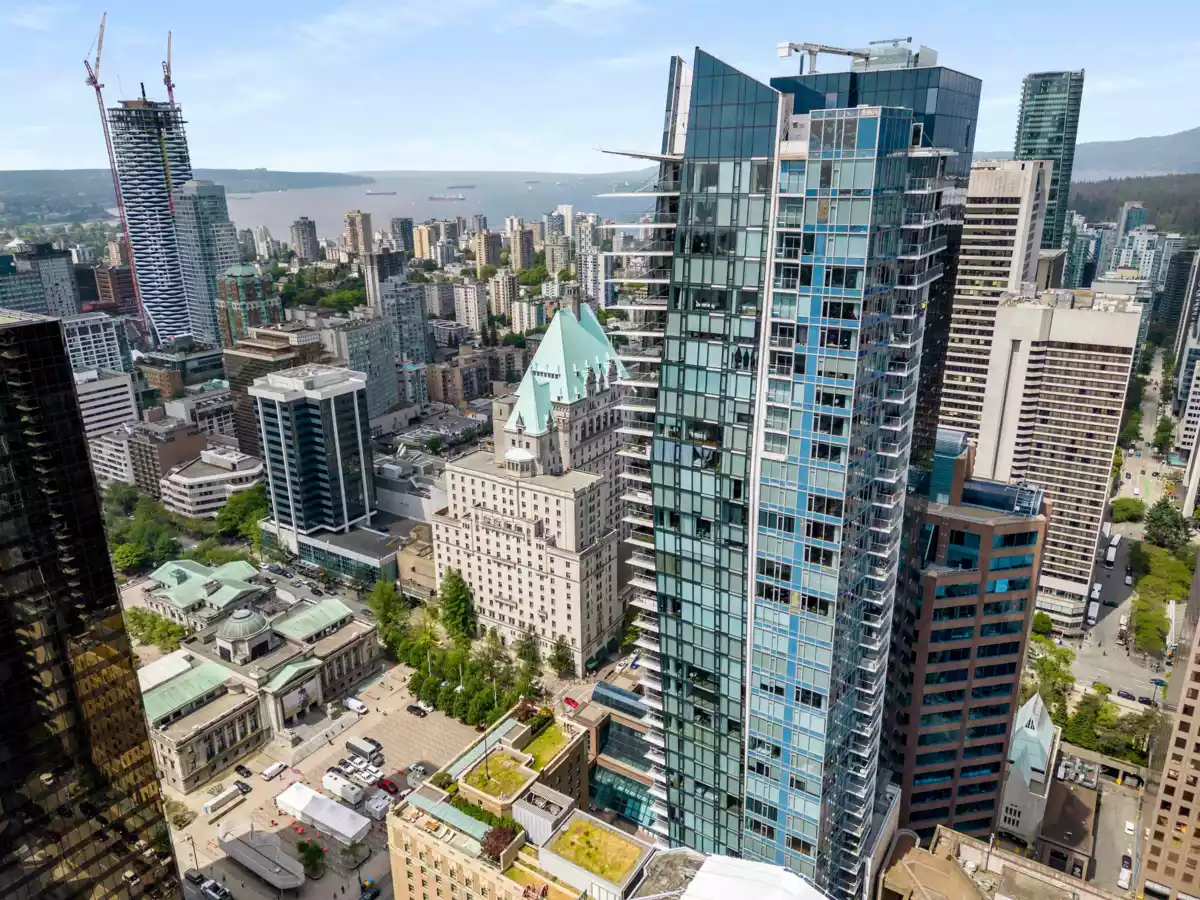 Hot Tub / Spa Photo of 2301 667 Howe Street, Vancouver, BC