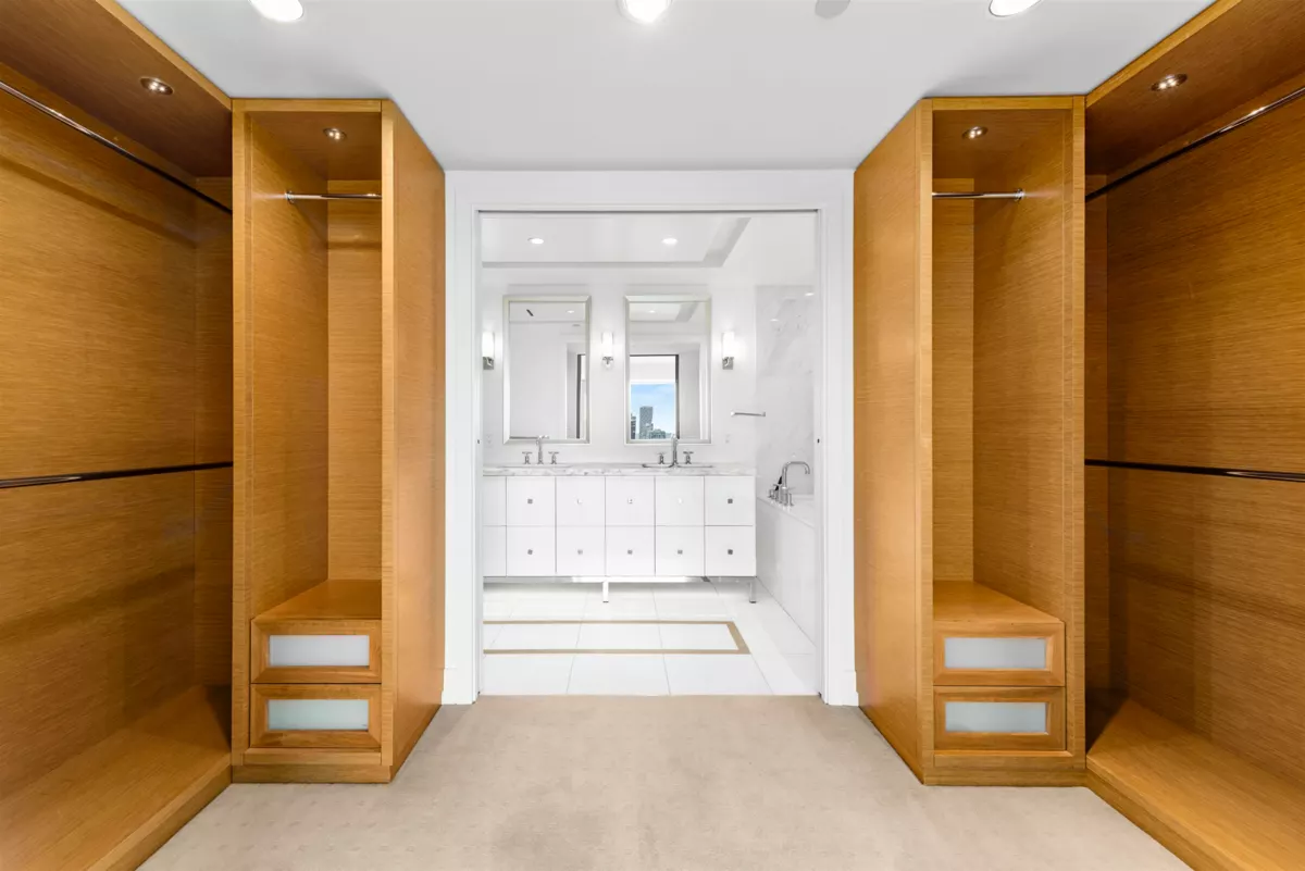 Mudroom Photo of 2301 667 Howe Street, Vancouver, BC