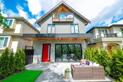 Exterior Rear Photo of 1 2777 E 27th Avenue, Vancouver, BC