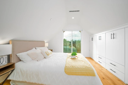 Hallway Photo of 1 2777 E 27th Avenue, Vancouver, BC