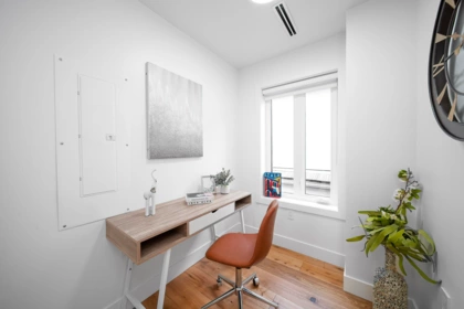 Office / Den Photo of 1 2777 E 27th Avenue, Vancouver, BC