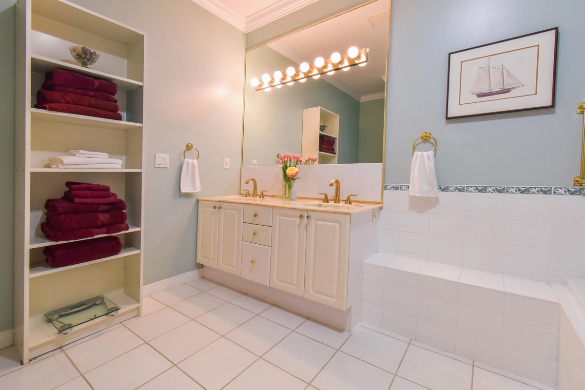 Office / Den Photo of 54 2533 152 Street, Surrey, BC