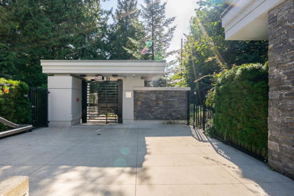 101 988 Keith Road, West Vancouver, BC