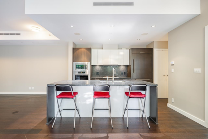 Office / Den Photo of 101 988 Keith Road, West Vancouver, BC