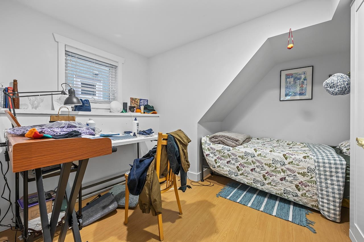 Backyard Photo of 3825 W 31st Avenue, Vancouver, BC