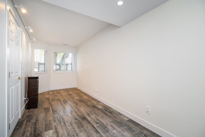 8561 Flowering Place, Burnaby, BC, Burnaby — Townhouse for sale