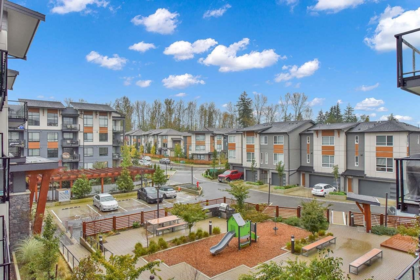 304 19935 75a Avenue, Langley, BC, Langley — Apartment/Condo for sale