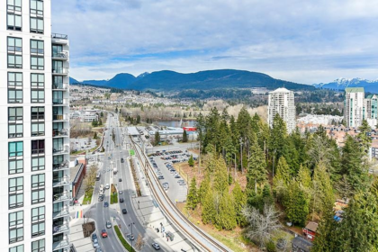 2605 3008 Glen Drive, Coquitlam, BC, Coquitlam — Apartment/Condo for sale