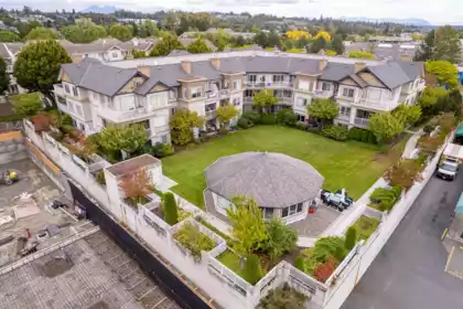 208 6359 198 Street, Langley, BC, Langley — Apartment/Condo for sale