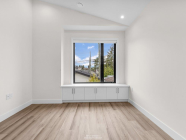 Basement Recreation Room Photo of 2 4257 Knight Street, Vancouver, BC