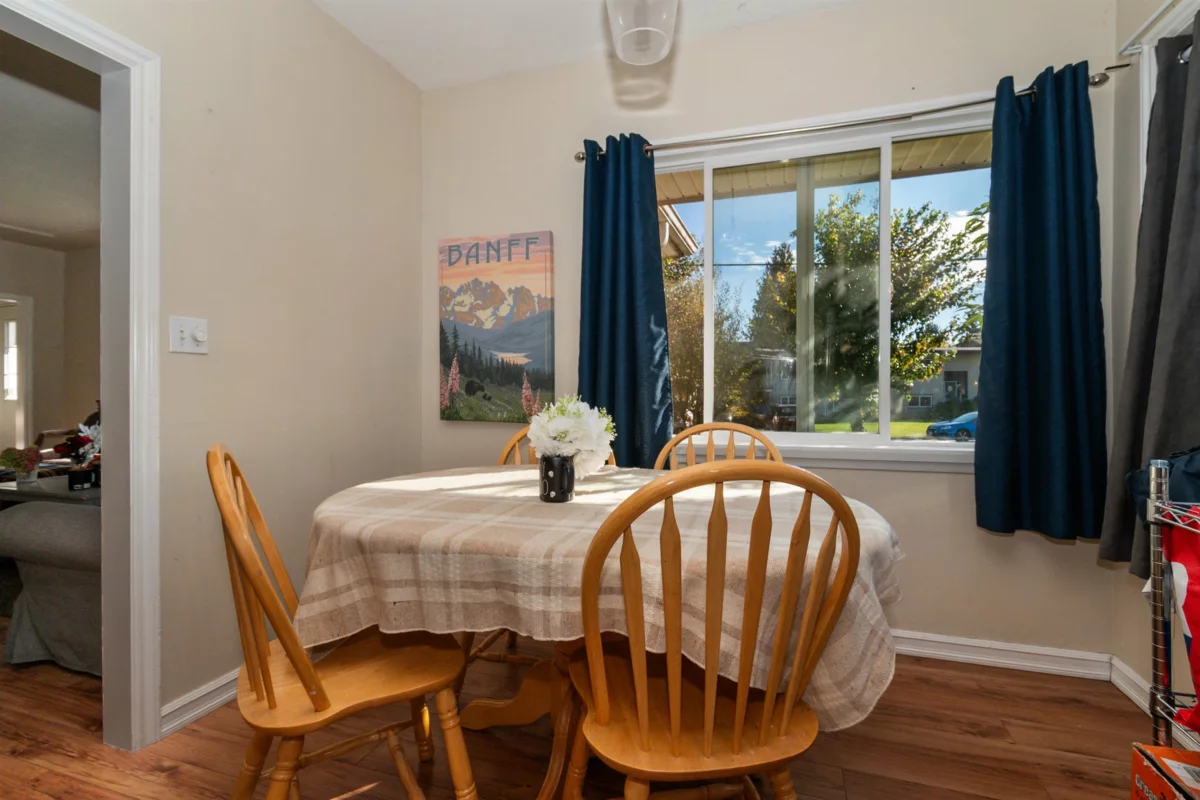 Bedroom 4 Photo of 46197 Reece Avenue, Chilliwack, BC