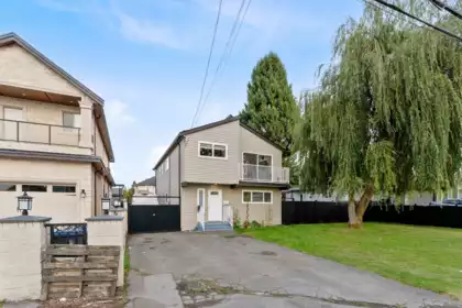 9782 123 Street, Surrey, BC, Surrey — Single Family Residence for sale