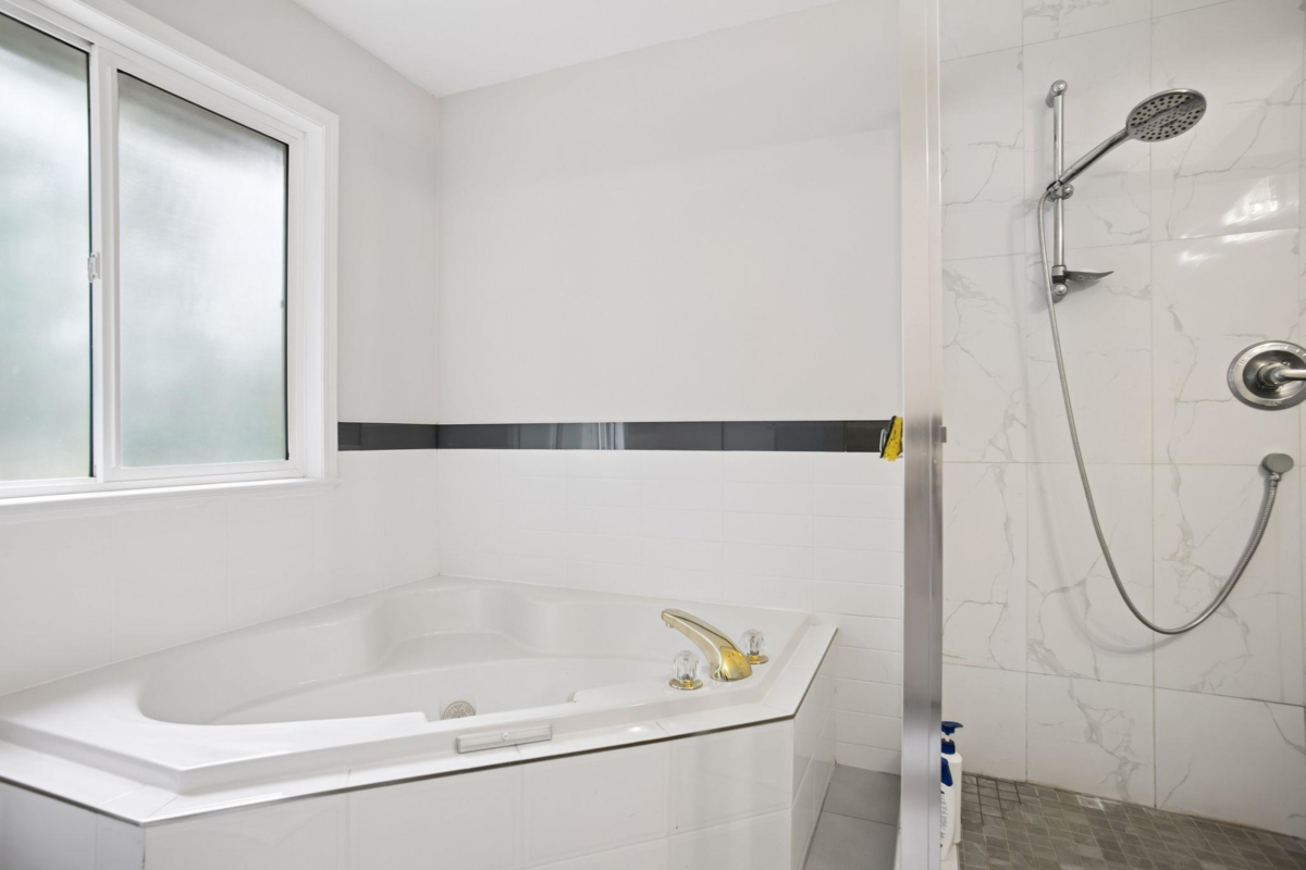 Mudroom Photo of 6080 Granville Avenue, Richmond, BC