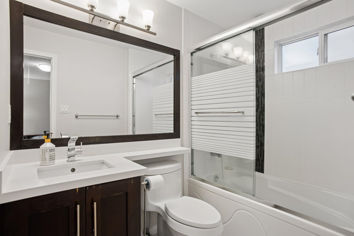 Staircase Photo of 6080 Granville Avenue, Richmond, BC