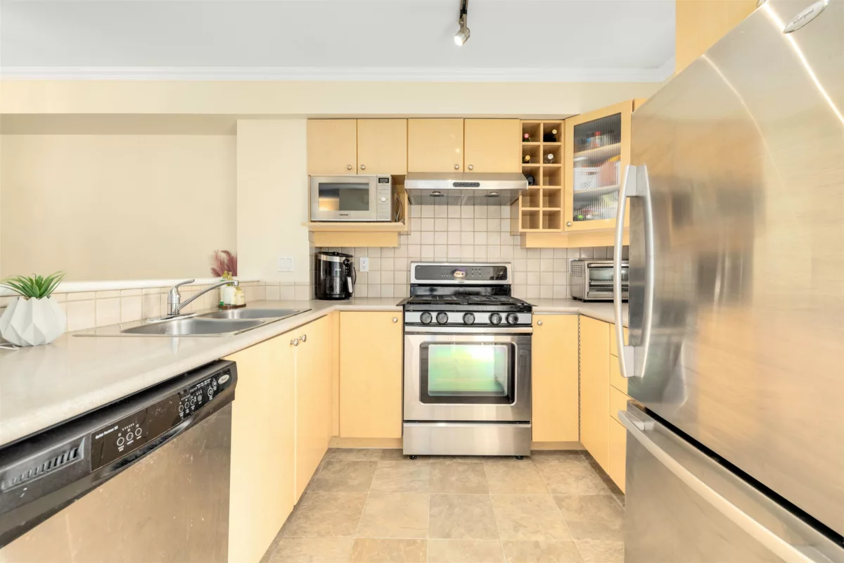 Primary Bathroom Photo of 34 7111 Lynnwood Drive, Richmond, BC