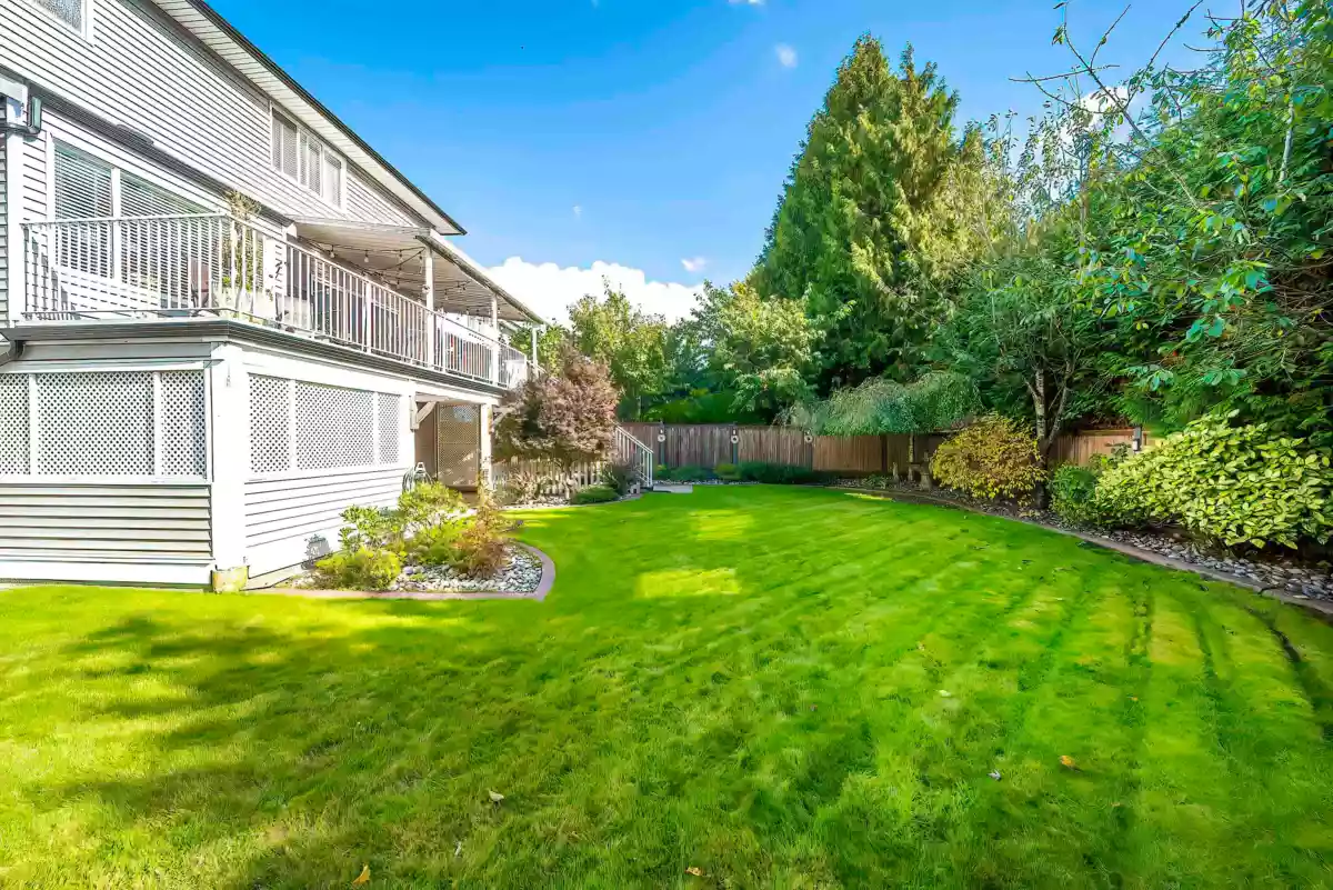 Breakfast Nook Photo of 26912 24a Avenue, Langley, BC