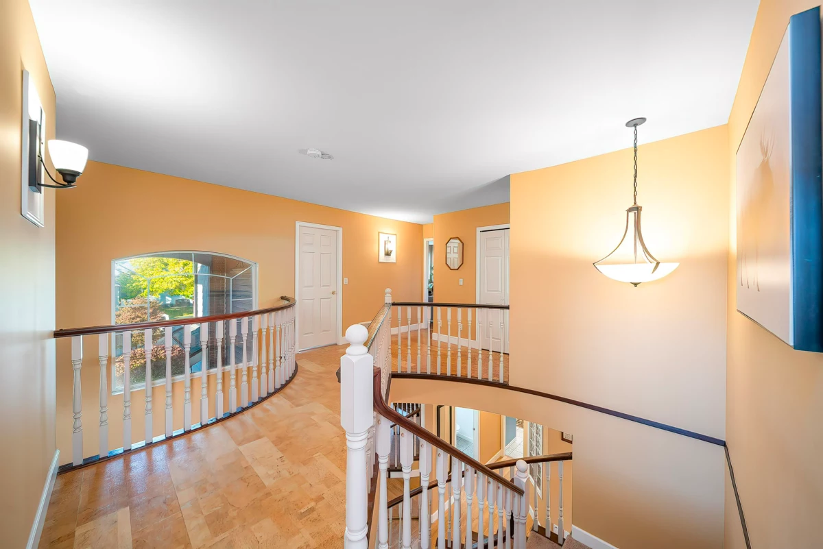 Hot Tub / Spa Photo of 26912 24a Avenue, Langley, BC