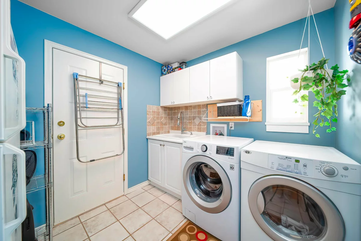 Laundry Room Photo of 26912 24a Avenue, Langley, BC