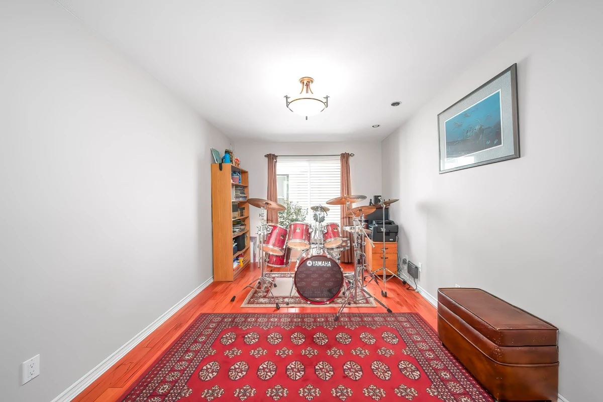 Mudroom Photo of 26912 24a Avenue, Langley, BC