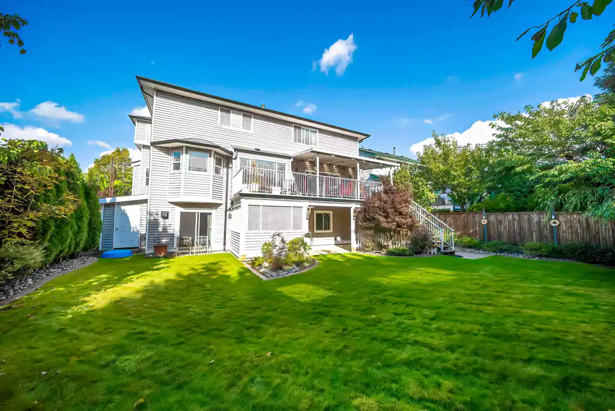 Pantry Photo of 26912 24a Avenue, Langley, BC