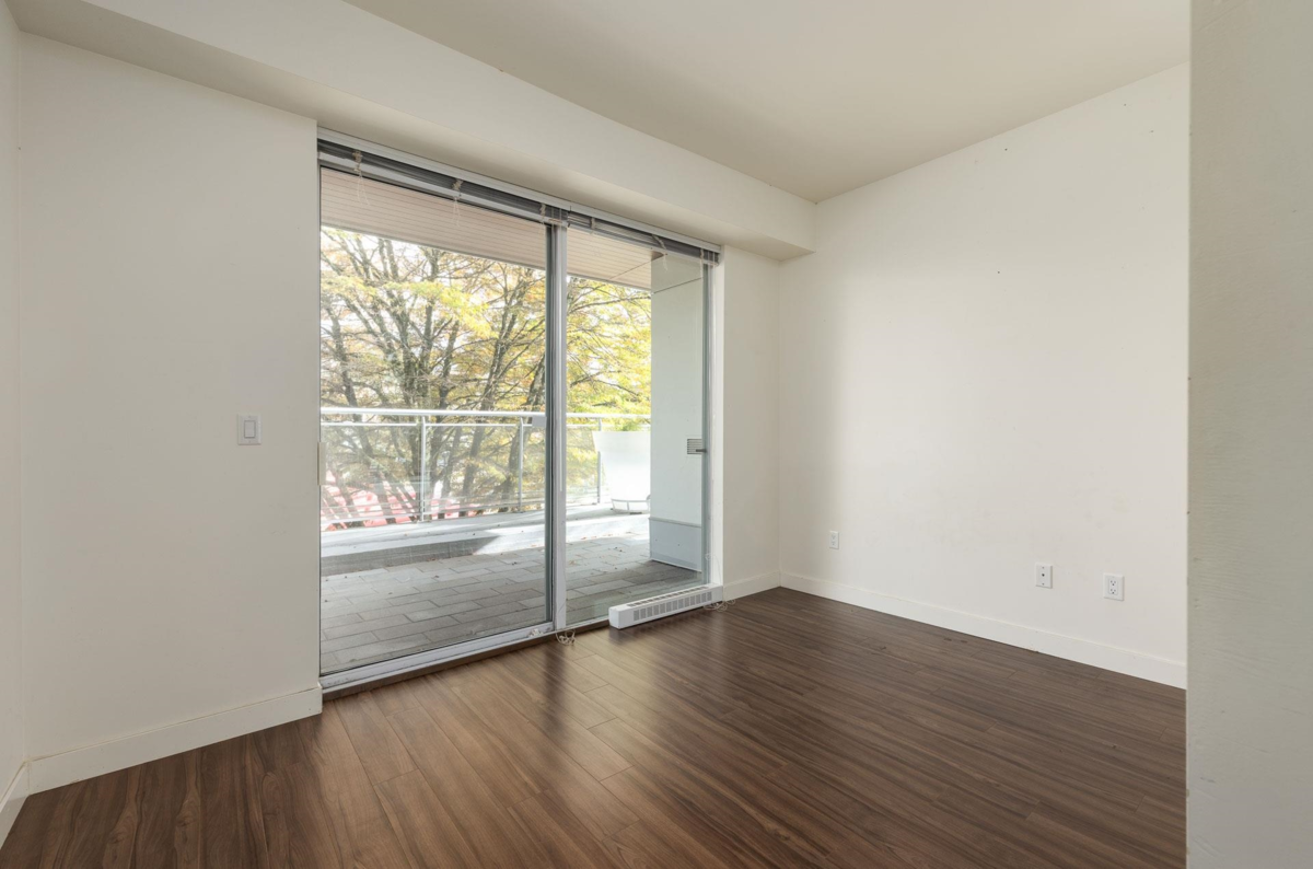 Kitchen Photo of 218 3333 Main Street, Vancouver, BC