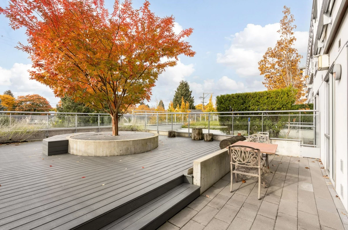 Loft / Bonus Room Photo of 218 3333 Main Street, Vancouver, BC