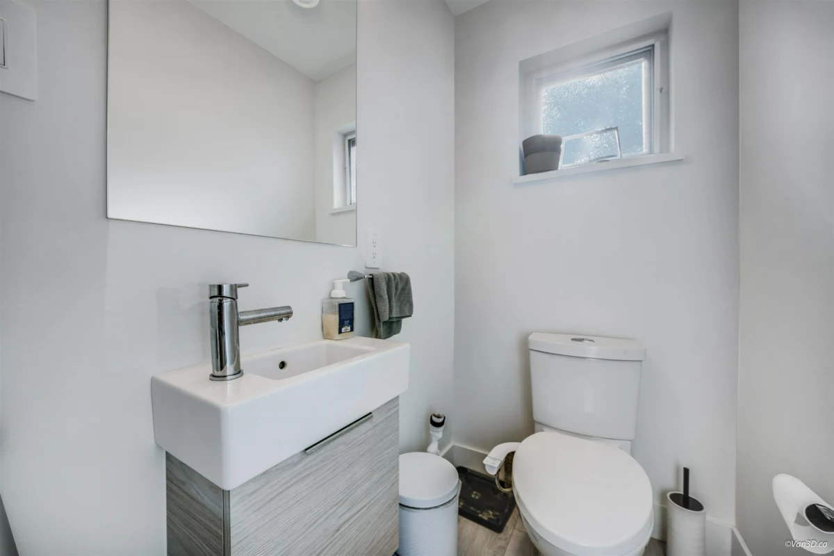 Primary Bathroom Photo of 82 2075 Oak Meadows Drive, Surrey, BC