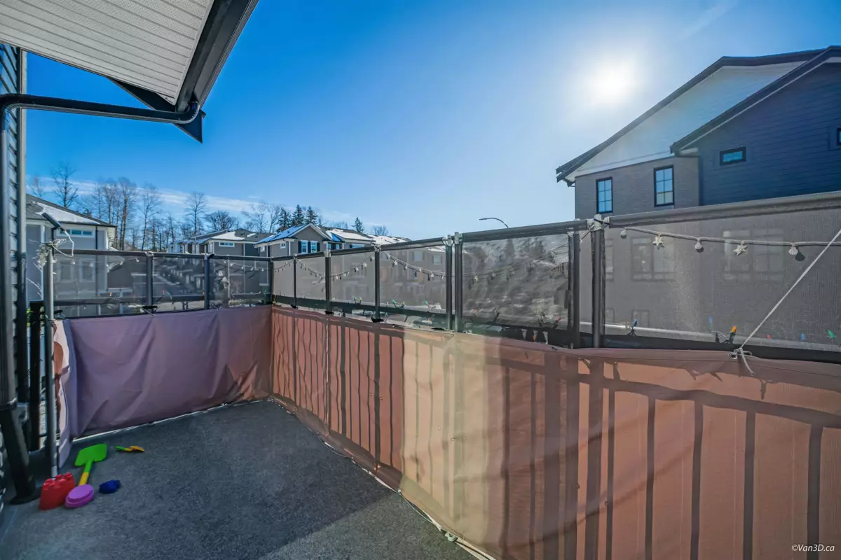 Walk-In Closet Photo of 82 2075 Oak Meadows Drive, Surrey, BC