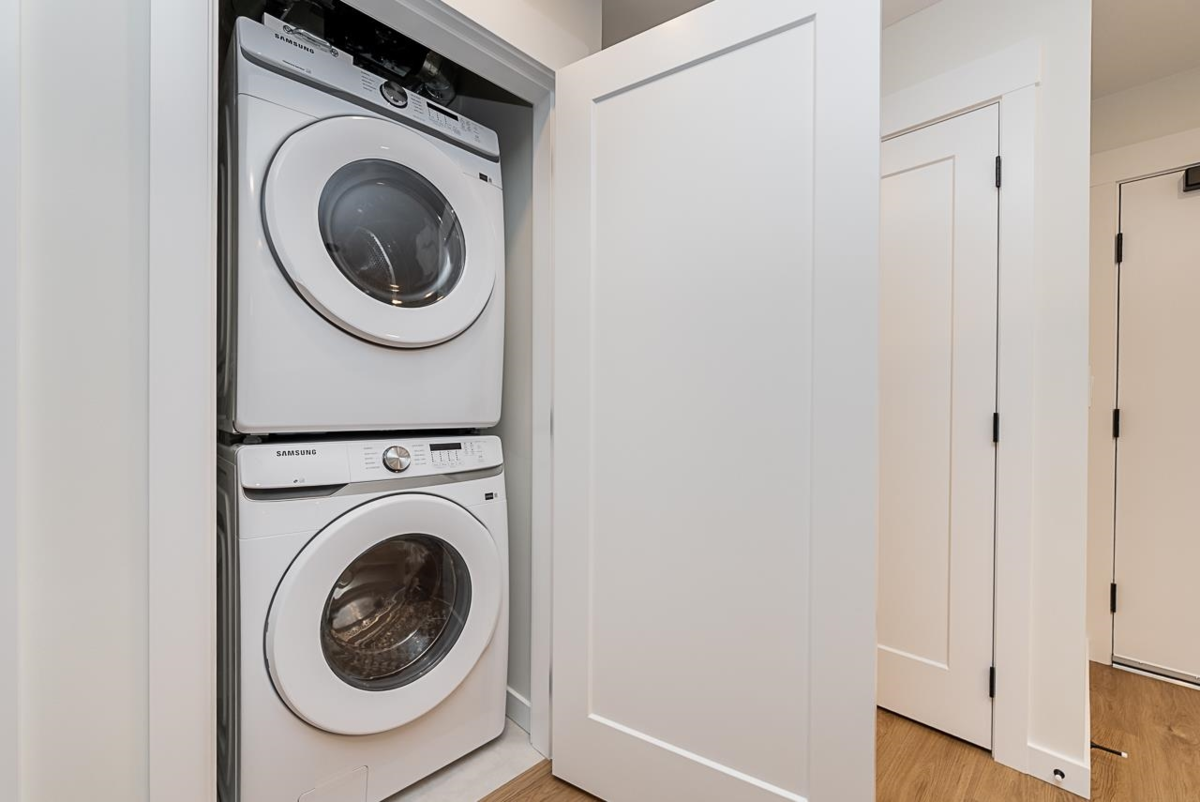 Backyard Photo of 306 27215 Aldergrove Town Centre Drive, Langley, BC