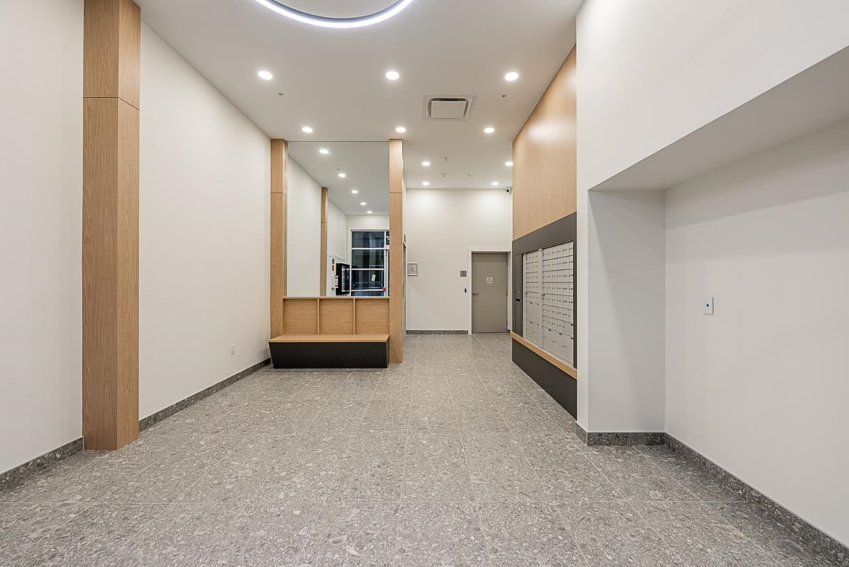 Kitchen Photo of 306 27215 Aldergrove Town Centre Drive, Langley, BC