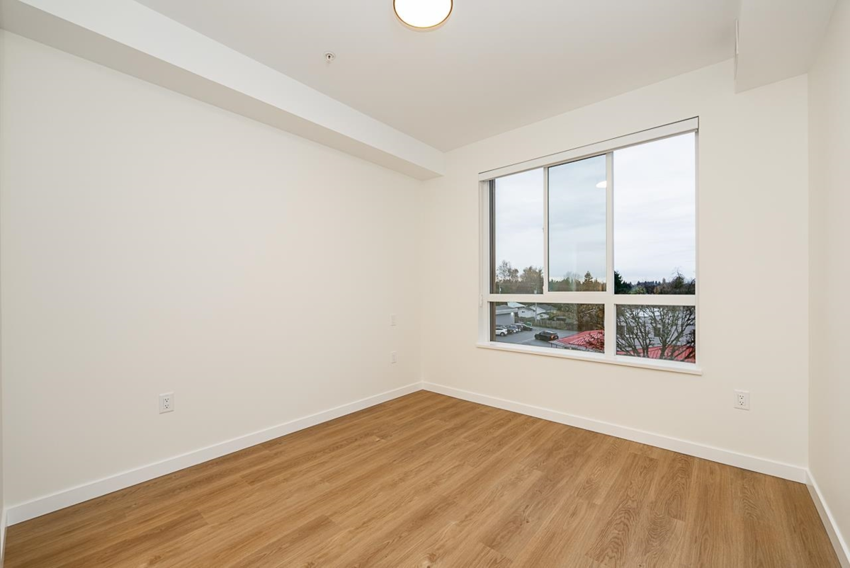 Mudroom Photo of 306 27215 Aldergrove Town Centre Drive, Langley, BC