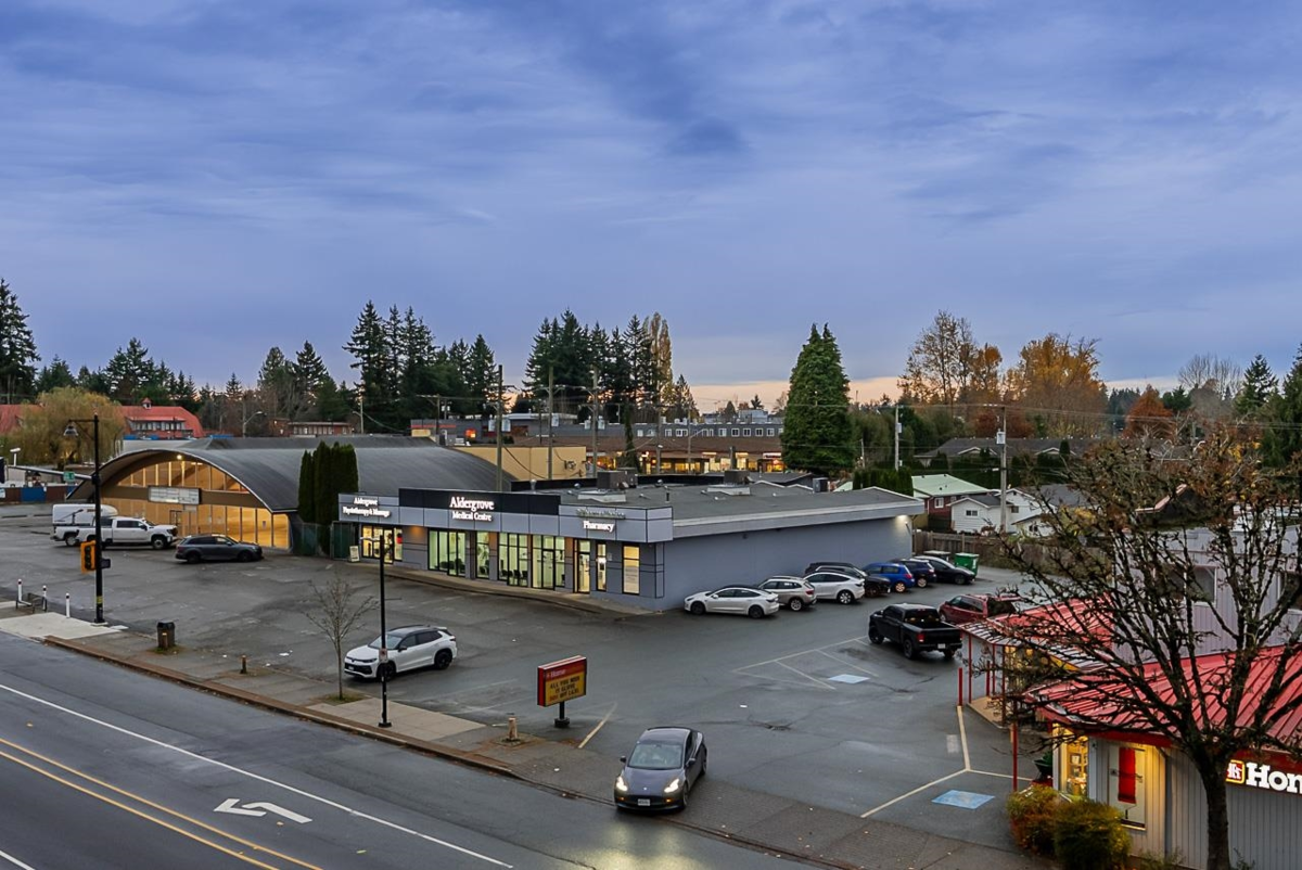 Outdoor Kitchen Photo of 306 27215 Aldergrove Town Centre Drive, Langley, BC