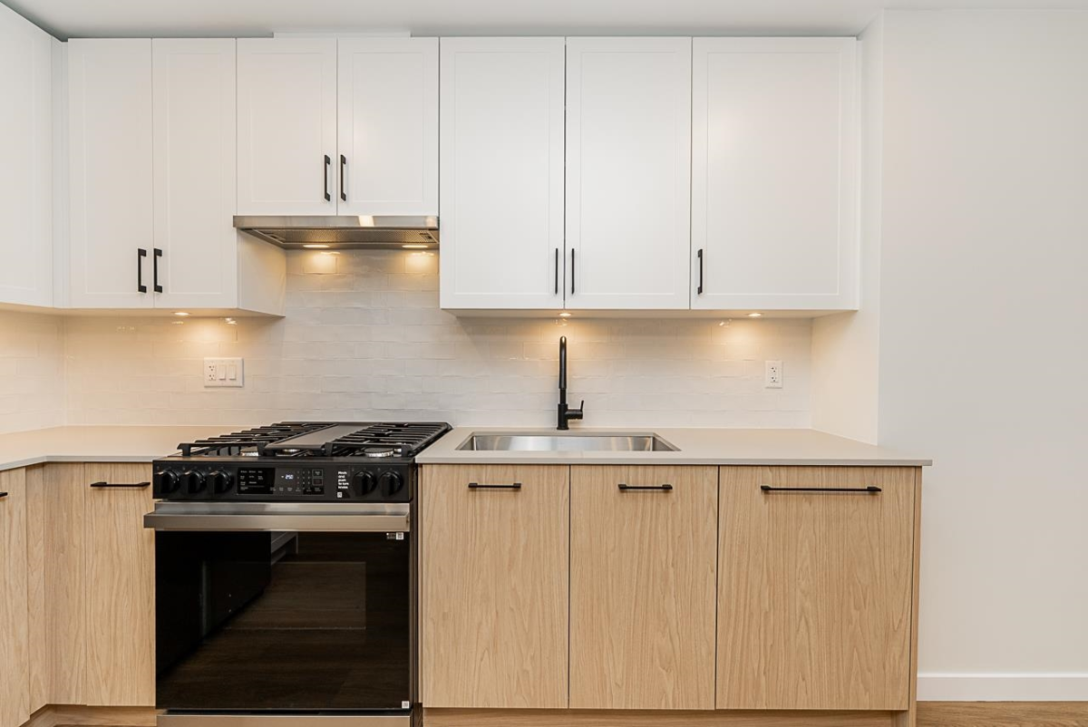 Primary Bedroom Photo of 306 27215 Aldergrove Town Centre Drive, Langley, BC