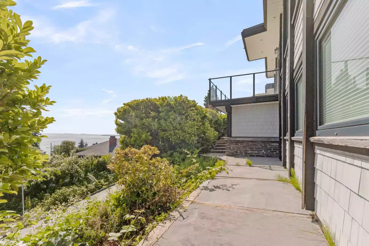 Aerial View of 14424 Sunset Drive, White Rock, BC