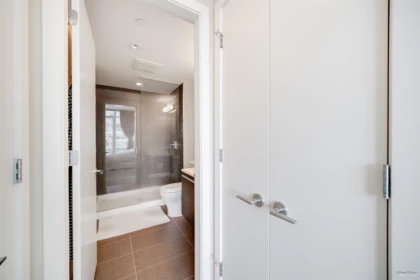 Guest Bathroom Photo of 1907 2008 Rosser Avenue, Burnaby, BC