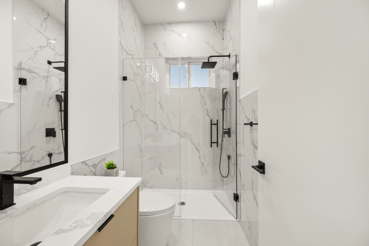 Front Yard Photo of 11481 138a Street, Surrey, BC