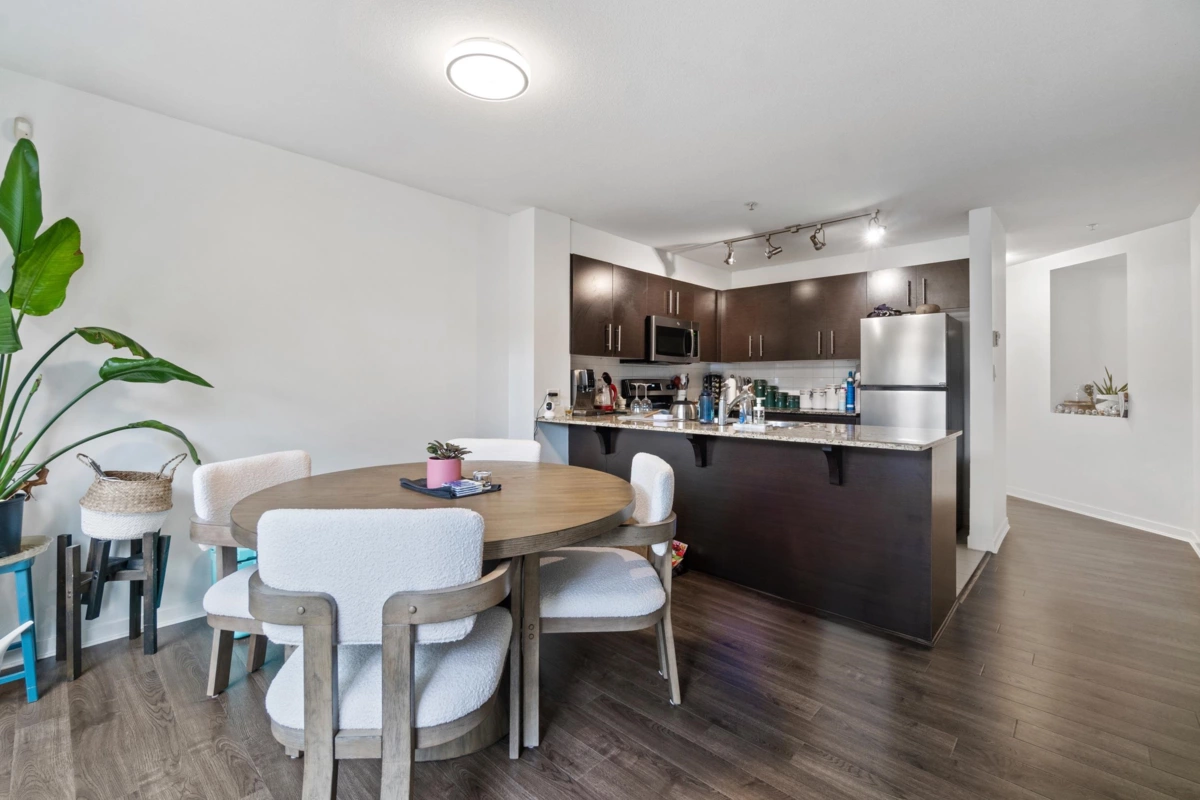 Primary Bathroom Photo of 101 11665 Haney Bypass, Maple Ridge, BC