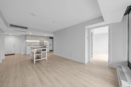 Kitchen Island Photo of 1902 1133 Hornby Street, Vancouver, BC