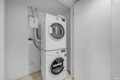 Powder Room Photo of 1902 1133 Hornby Street, Vancouver, BC