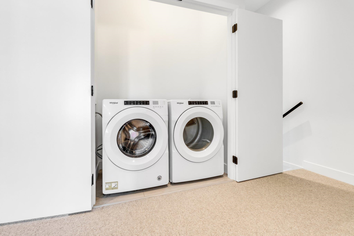 Laundry Room Photo of 21 7127 193a Street, Surrey, BC