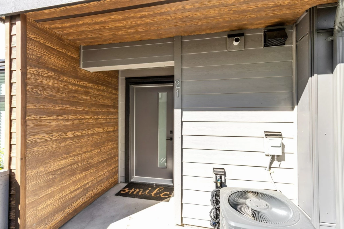 Swimming Pool Photo of 21 7127 193a Street, Surrey, BC