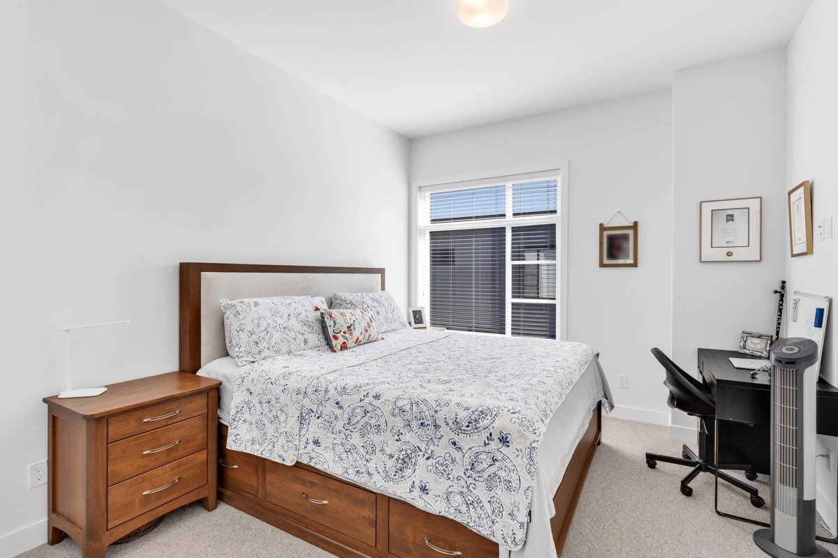 Walk-In Closet Photo of 21 7127 193a Street, Surrey, BC