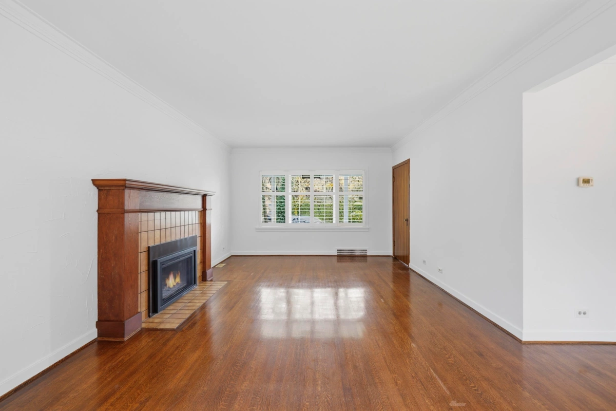 Dining Area Photo of 5761 Holland Street, Vancouver, BC