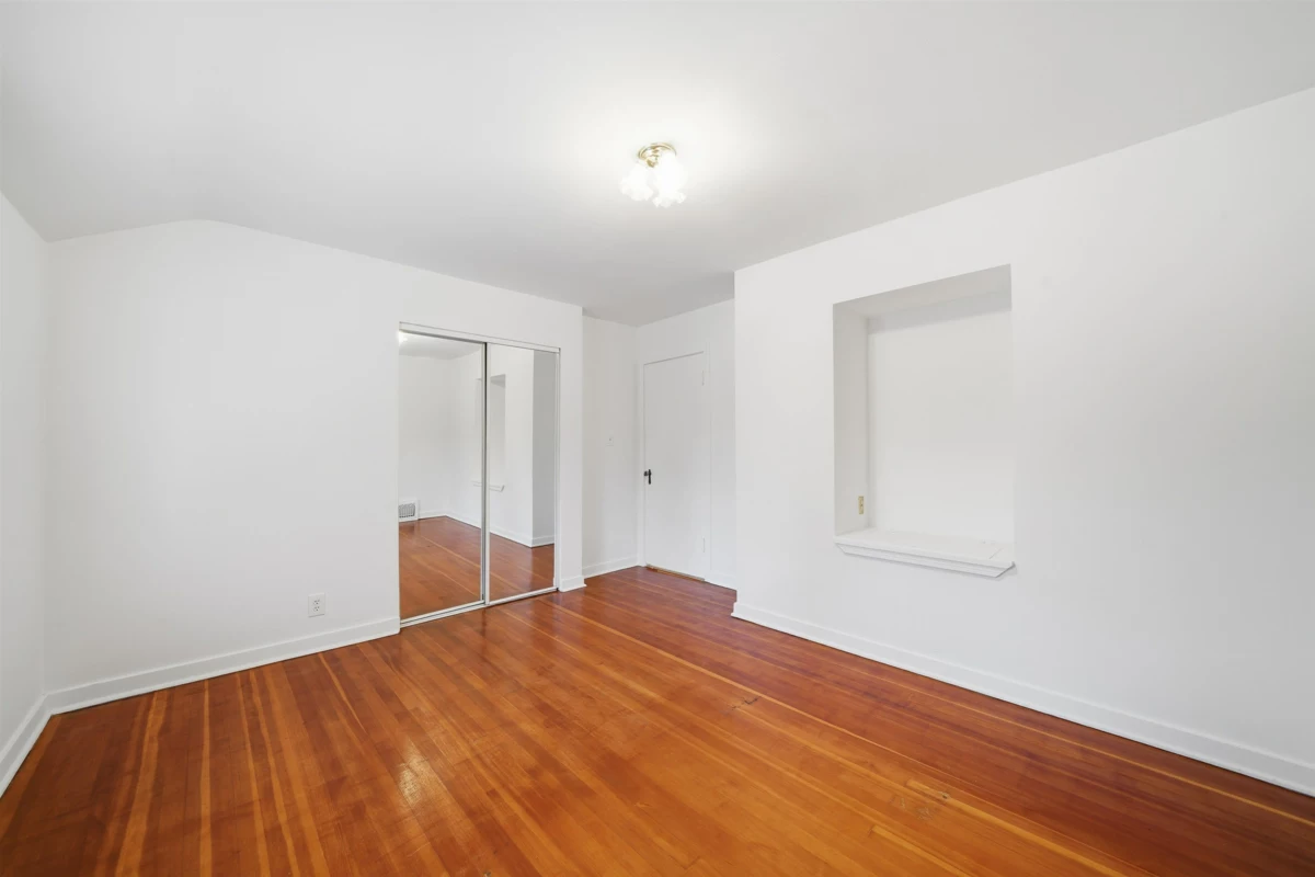 Front Yard Photo of 5761 Holland Street, Vancouver, BC