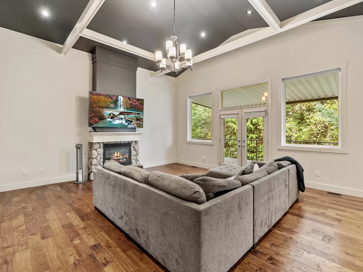 Breakfast Nook Photo of 20723 46a Avenue, Langley, BC