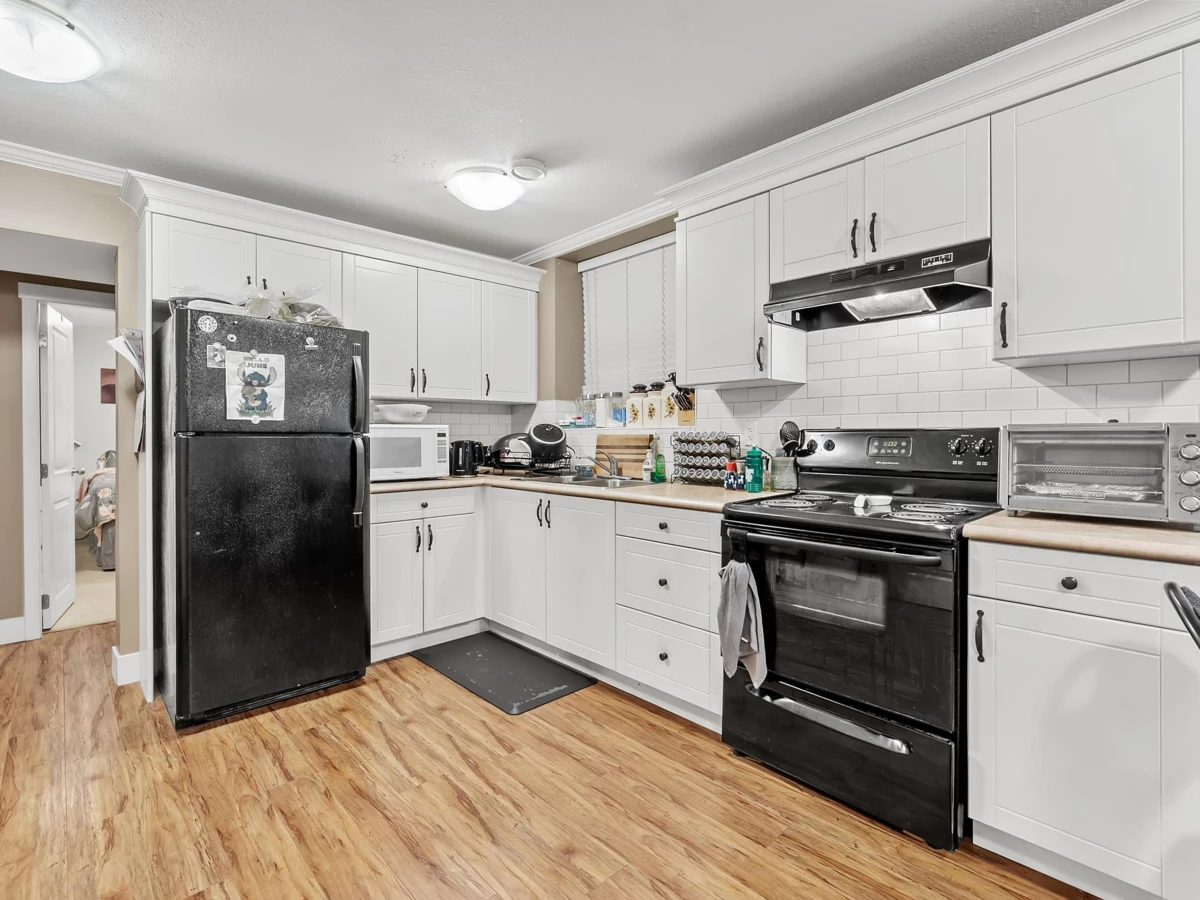 Hot Tub / Spa Photo of 20723 46a Avenue, Langley, BC