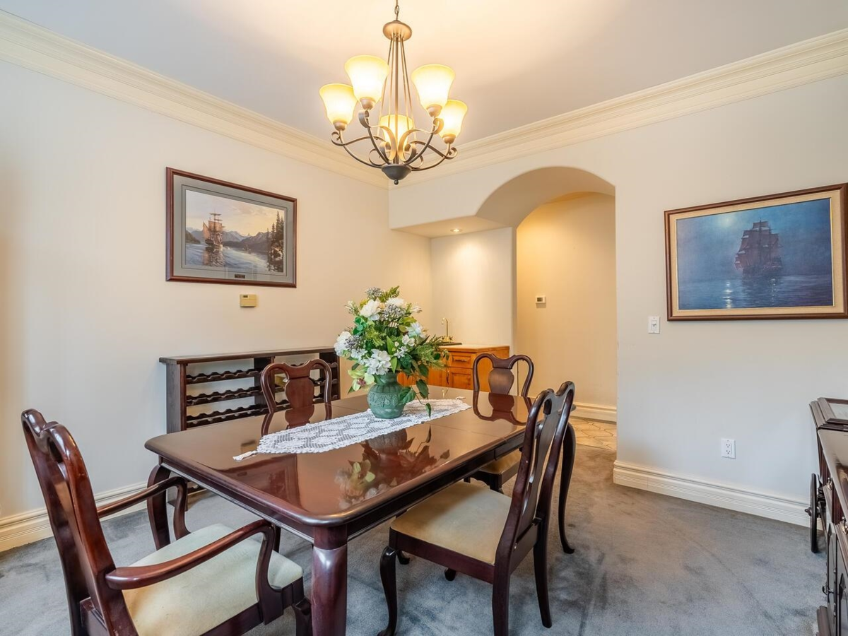 Guest Bathroom Photo of 10419 Wiltshire Boulevard, Delta, BC