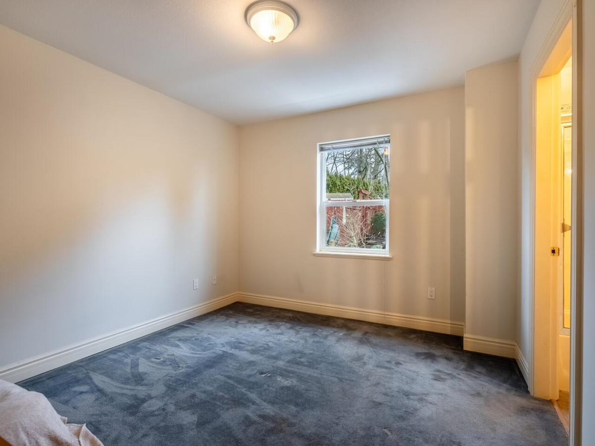 Hallway Photo of 10419 Wiltshire Boulevard, Delta, BC